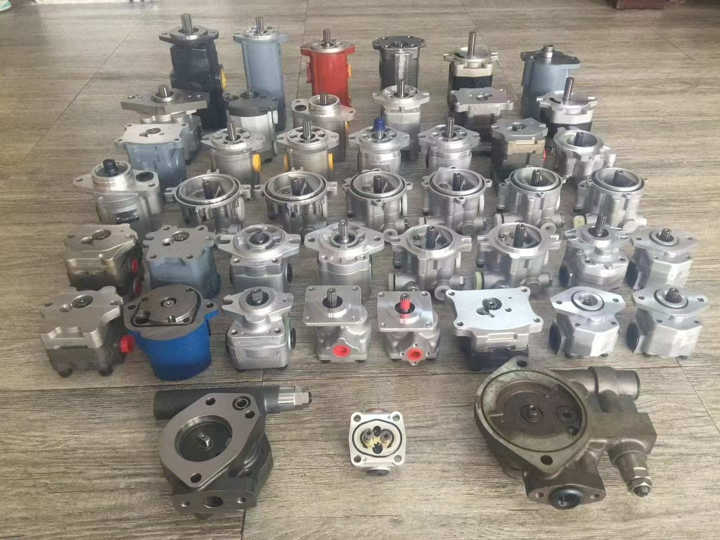 چین Guangzhou Gangwo Engineering Machinery Parts Department نمایه شرکت
